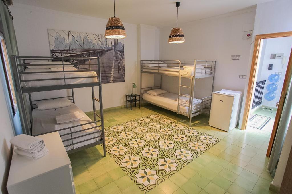 Bbtk Malaga Hostel Kültér fotó